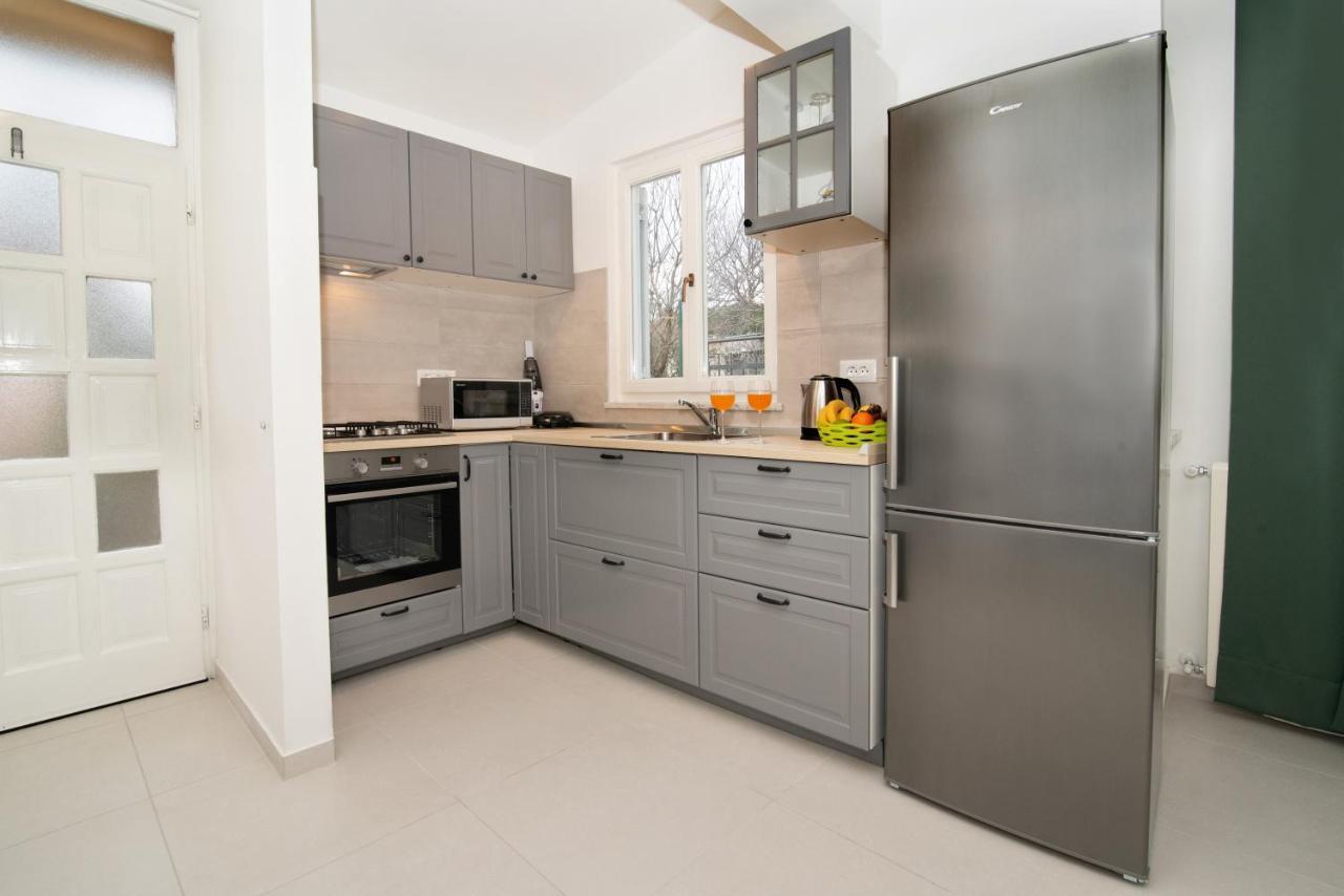 Four Modern Apartment's At Antique Villa, Castropola 8, Pula, Center *