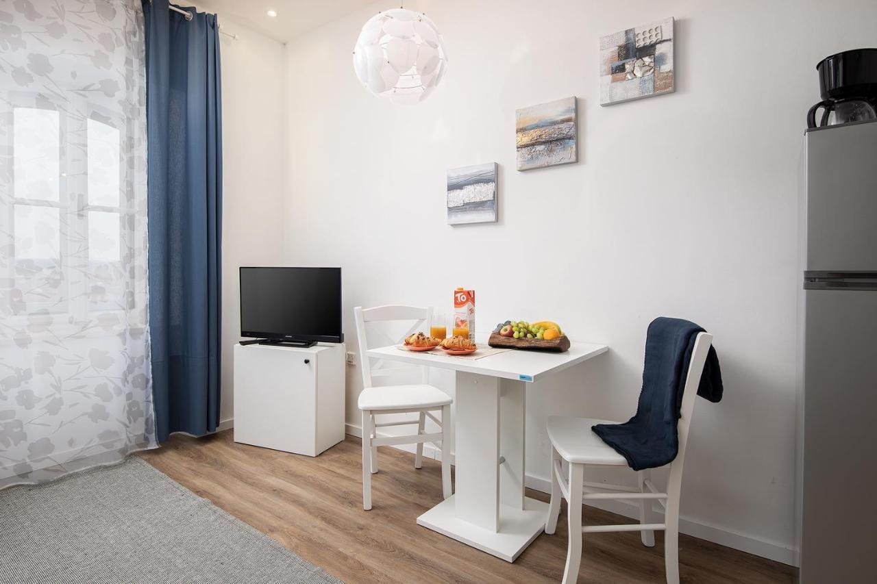 Four Modern Apartment's At Antique Villa, Castropola 8, Pula, Center * Pula