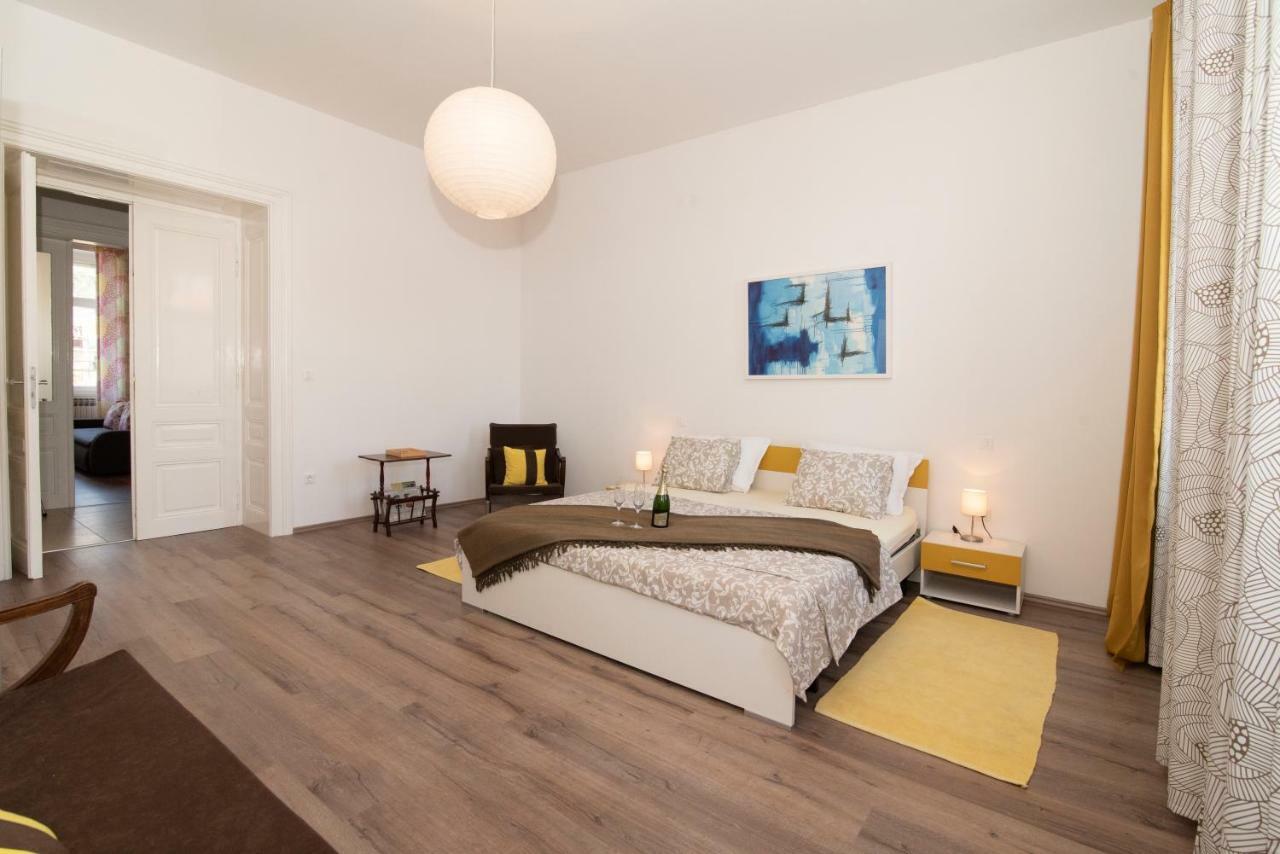 Four Modern Apartment's At Antique Villa, Castropola 8, Pula, Center *