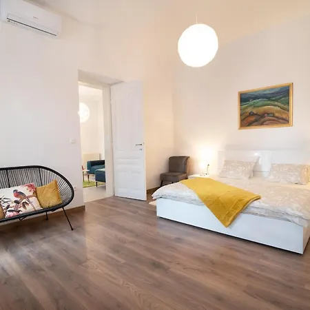 Four Modern Apartment'S At Antique Villa, Castropola 8, Pula, City Center Exterior photo