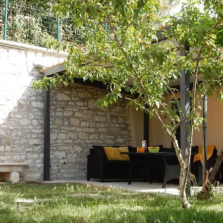 Four Modern Apartment'S At Antique Villa, Castropola 8, Pula, City Center Exterior photo