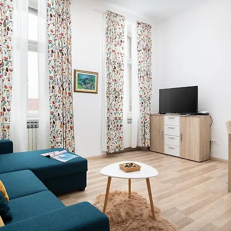 Four Modern Apartment'S At Antique Villa, Castropola 8, Pula, City Center Exterior photo